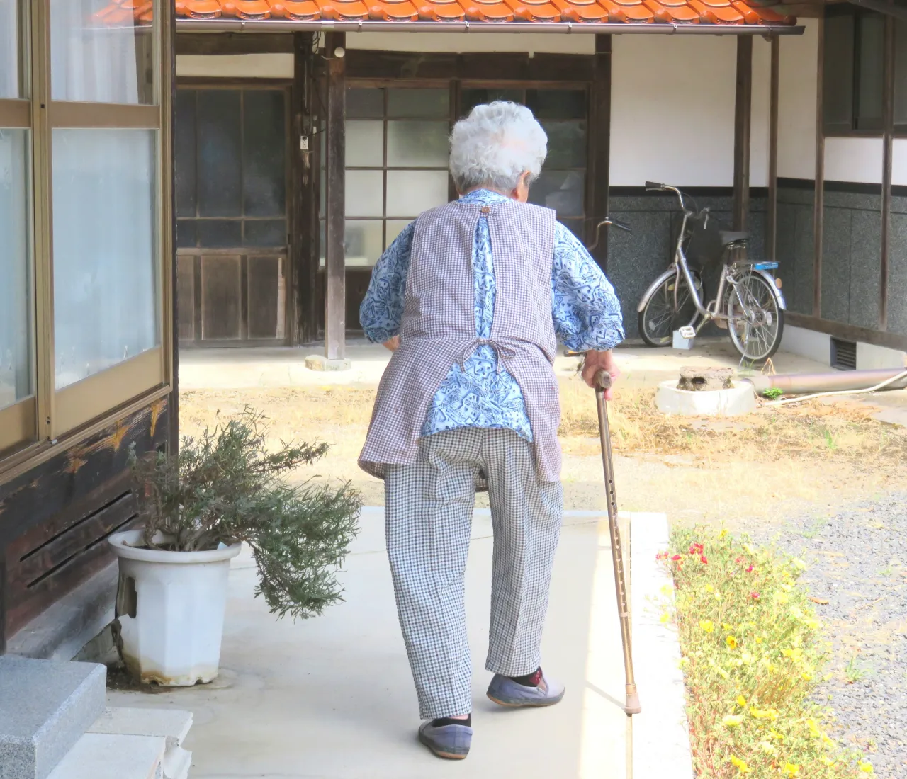 お年寄りが闇金被害