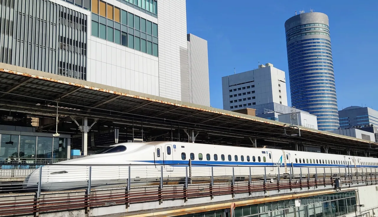 新横浜、新幹線
