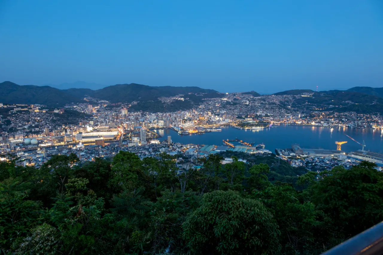 稲佐山山頂展望台からの長崎港の夜景