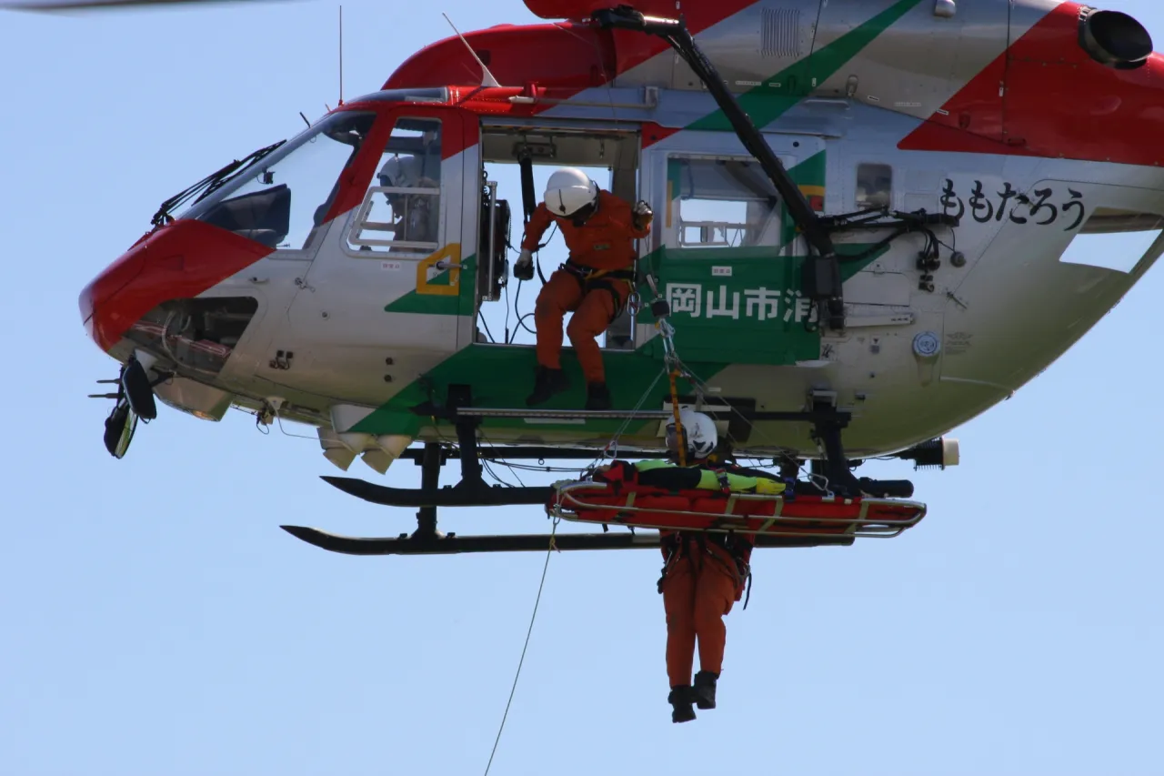 岡山市消防局の消防ヘリコプター
